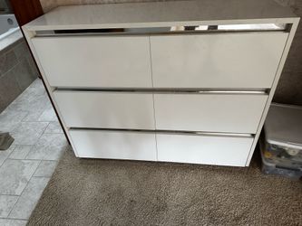 Heavy 6 Drawer Dresser