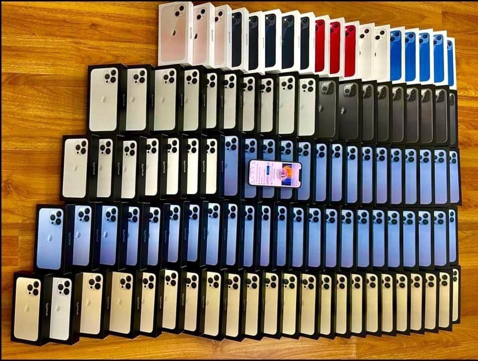 1,000 Unlocked iPhone 16, 15, 14, iPhone 13, 12, 11, XR, iPhone SE 3rd Gen (AT&T, T-Mobile, Verizon, Google Fi, Mint Mobile, Visible, Tracfone & More)