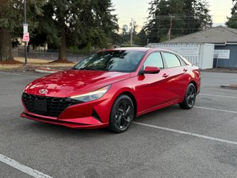 Hyundai Elantra Red Sedan