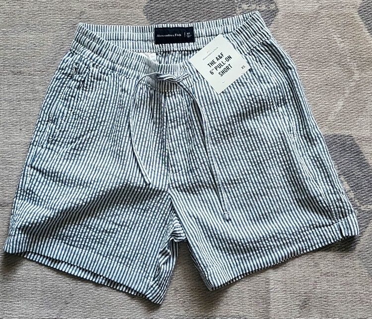 Abercrombie & Fitch 6" Pull-On Shorts – Blue Stripe, XS, New with Tag