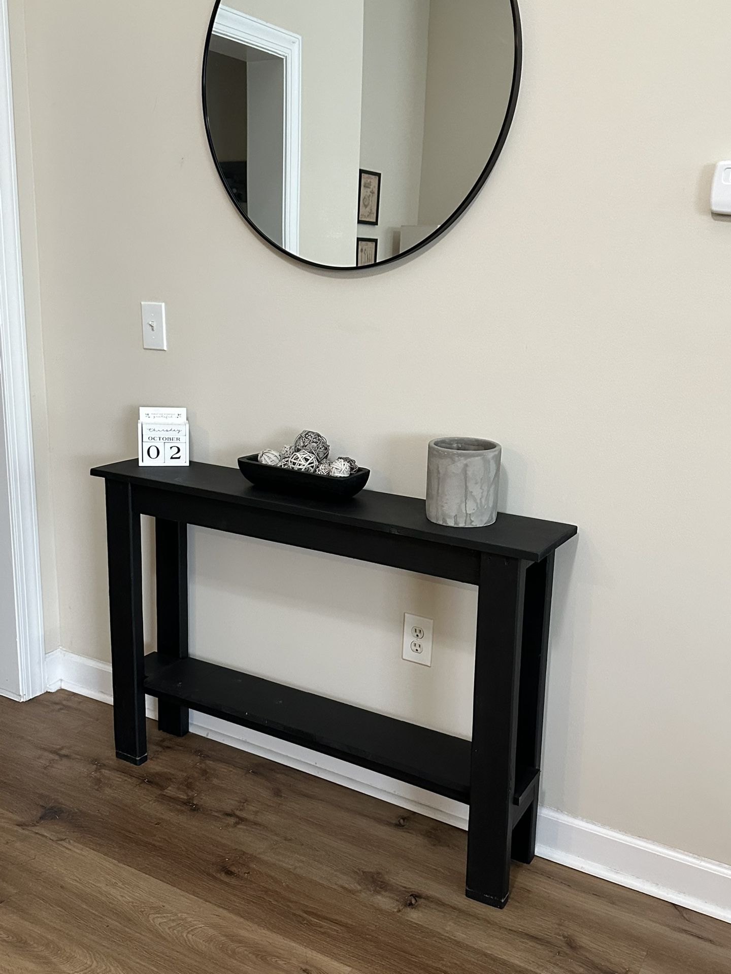 Entryway Table & Mirror