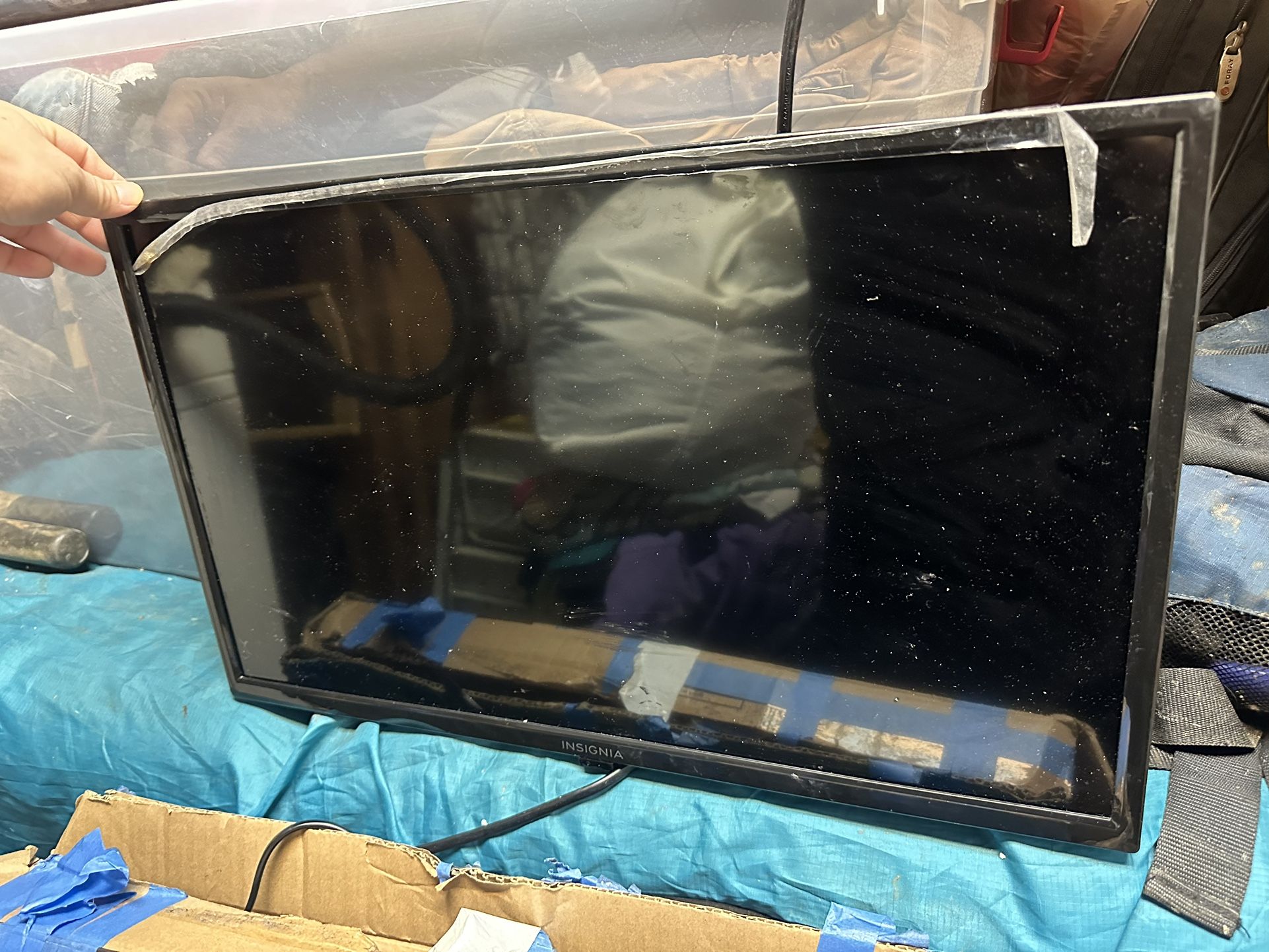24 Inch TV INSIGNIA N10 Series