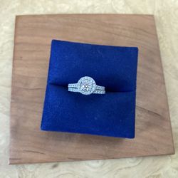 Hearts On Fire Diamond Rings