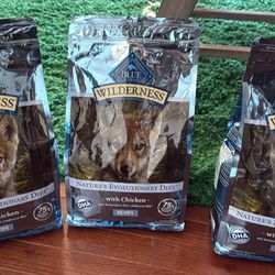 Blue buffalo puppy dry food $10 /each
