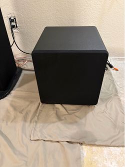 Proficient Protege FDS-10 10” Powered Subwoofer – 500W