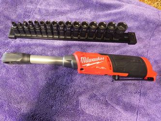Milwaukee M12 Insider 1 / 4 & 3 / 8