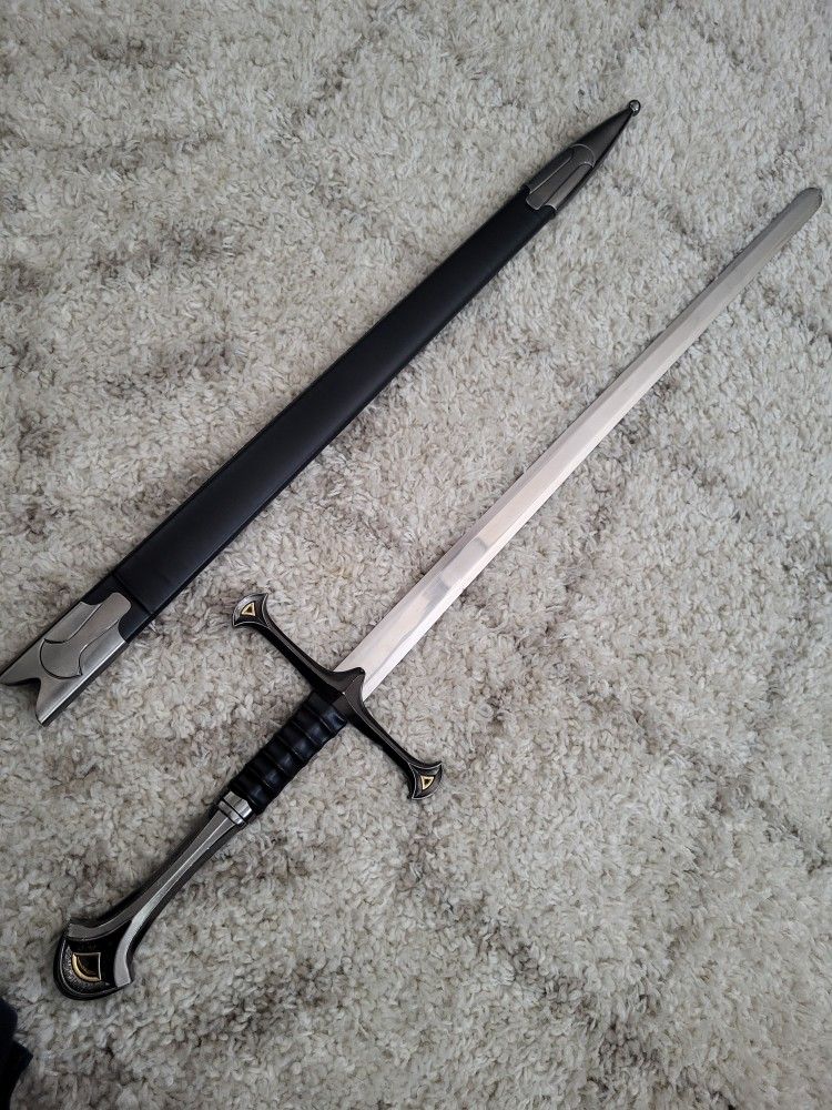 Lord Of The Rings Sword: Andúril