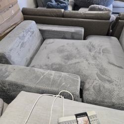 Sealy Calin Upholstered Foam Lounger 