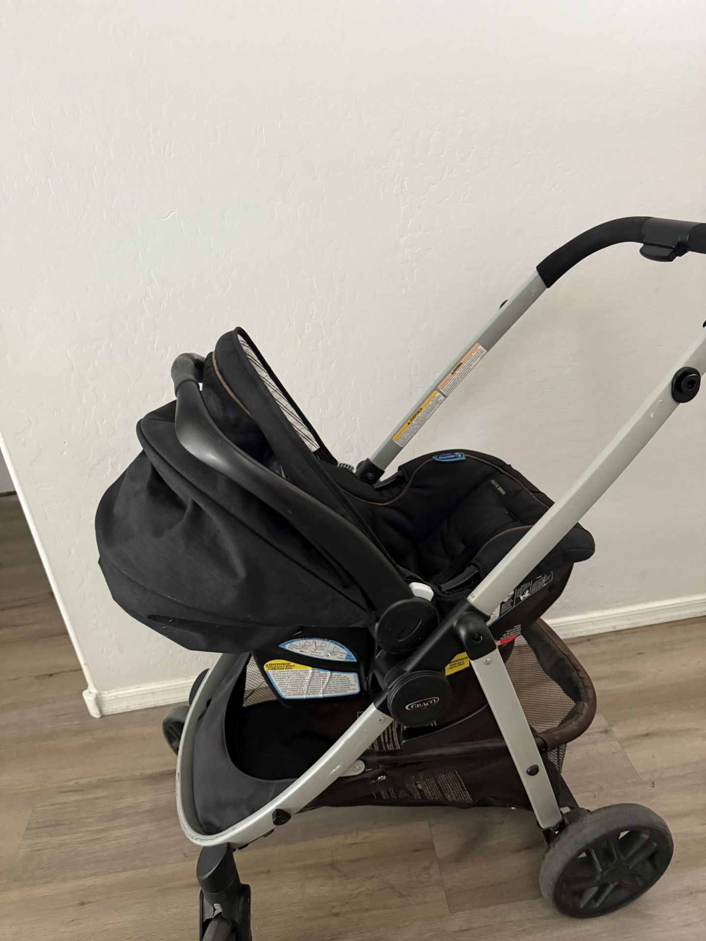Graco Stoller And Car Seat