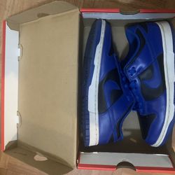Size 9 dunks