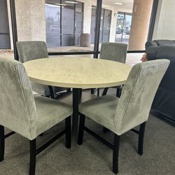 Dining table Round With 4 Chairs 