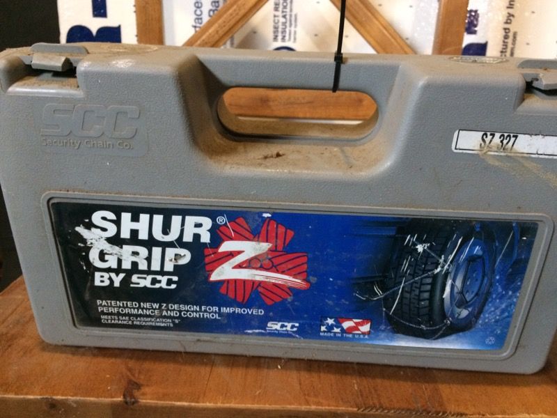 Shur grip chains new