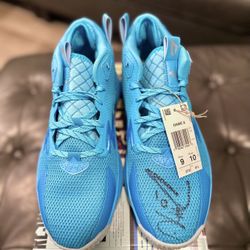 Damian Lillard Signed Dame 8 – Limited Edition, Brand New Size 9 