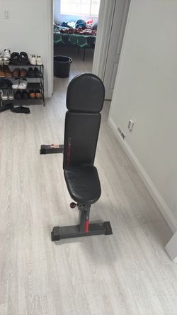 Weight bench
