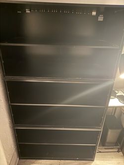 FREE Black Display Shelf / Bookcase with LED Lights + Remote