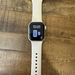 42mm Apple Watch - No Cellular 