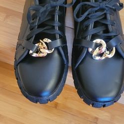 brand new womens shoes size 8.5