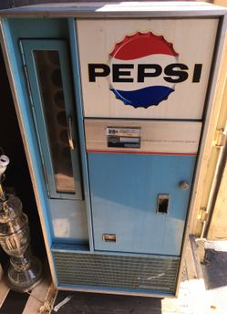 1960's Vintage Pepsi Machine