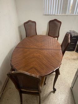Dining Table 4 Chairs