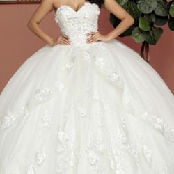 New Ivory dress Size 4