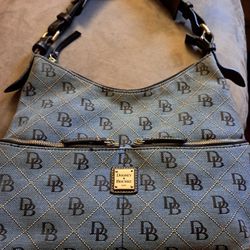 Authentic Dooney & Bourke Purse