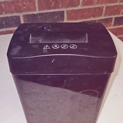 Paper Shredder 