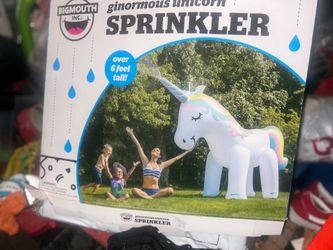 Giant 6ft unicorn sprinkler