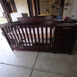 Baby Crib 