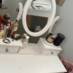 Makeup Vanity