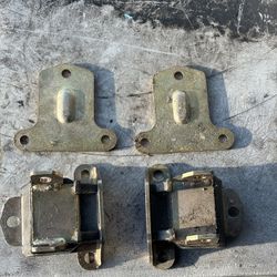 Small Block Chevy Motor Mounts