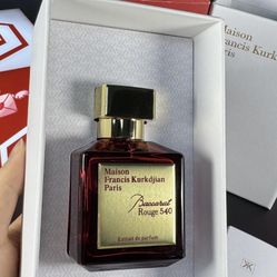 Baccarat Rouge 540 extrait de parfume 