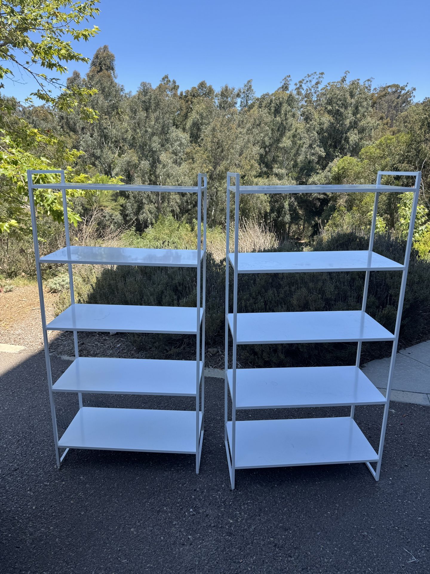 Shelfs Units