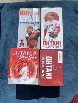 Shohei Ohtani Bobblehead and Snow Globe