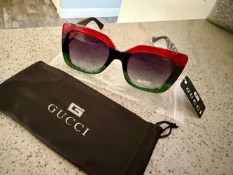 New Gucci GG0083S Oversized Square Women Sunglasses Red Green Black Glitter without box