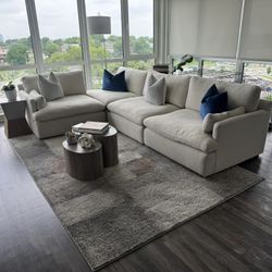 Like New Sectional Pieces Couch 