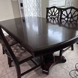 Moultrie Park Double Pedestal Dining Table by Bassett Furniture 