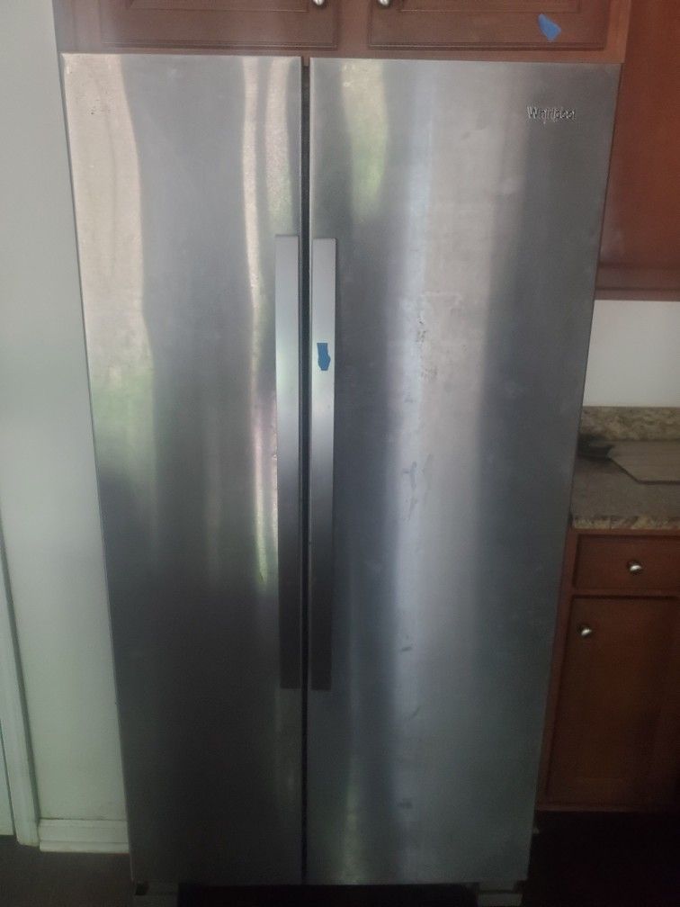 Whirlpool Refrigerator 