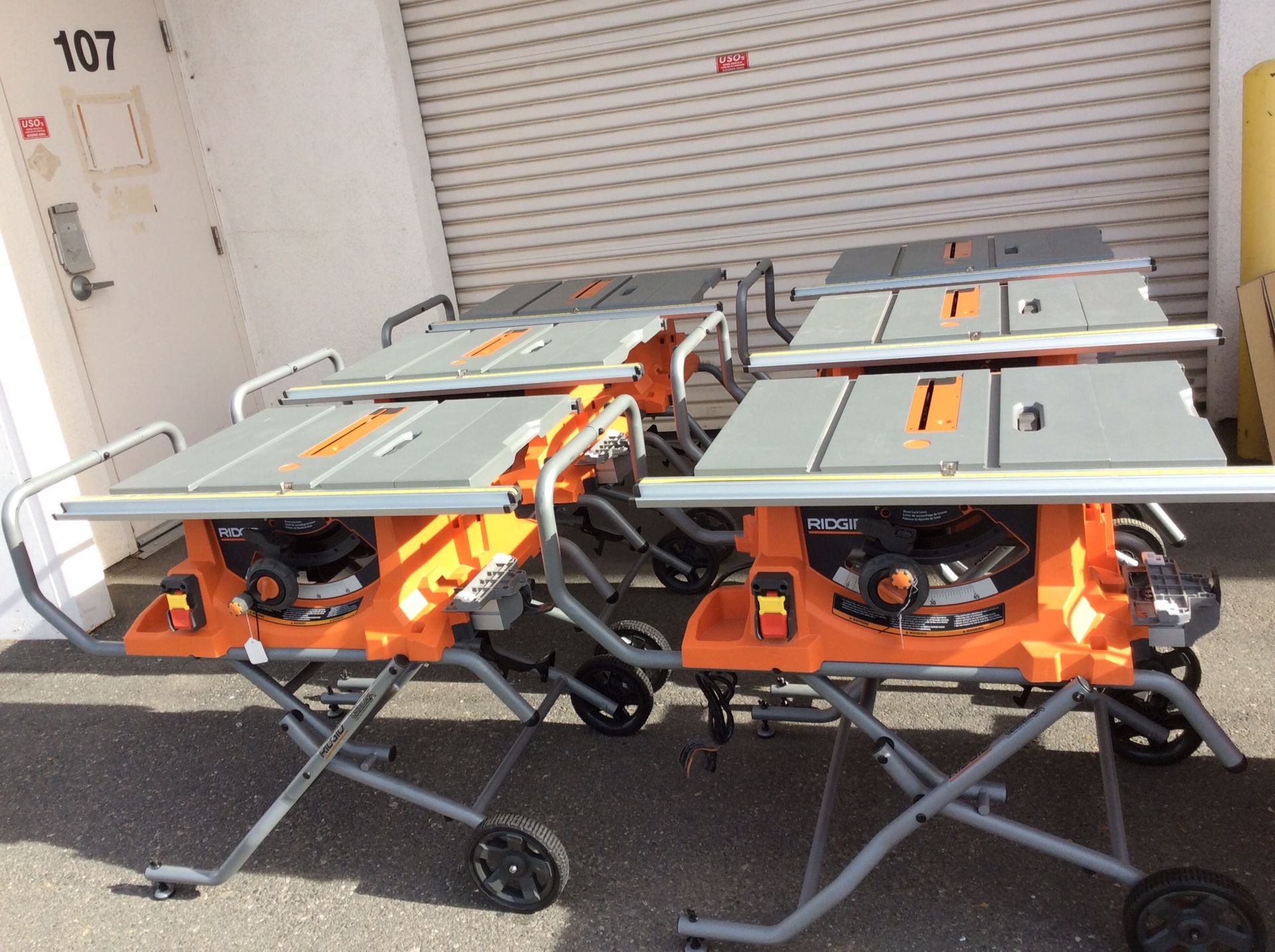 Ridgid R4513 10” Table Saw W/Portable Stand for Sale in Murrieta, CA