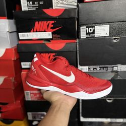 DS Kobe 8 Protro University Red size 9.5