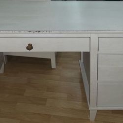 Desk/Vanity