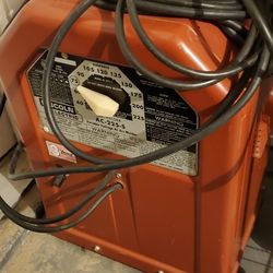 Lincoln Electric AC-225S Welder