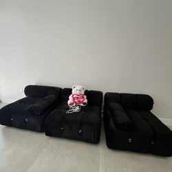 Armoire . Bed w mattresses . Sofá and ottoman