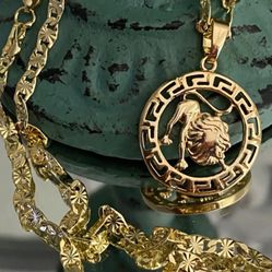 Leo Zodiac Pendant With Chain Necklace 18” 4mm