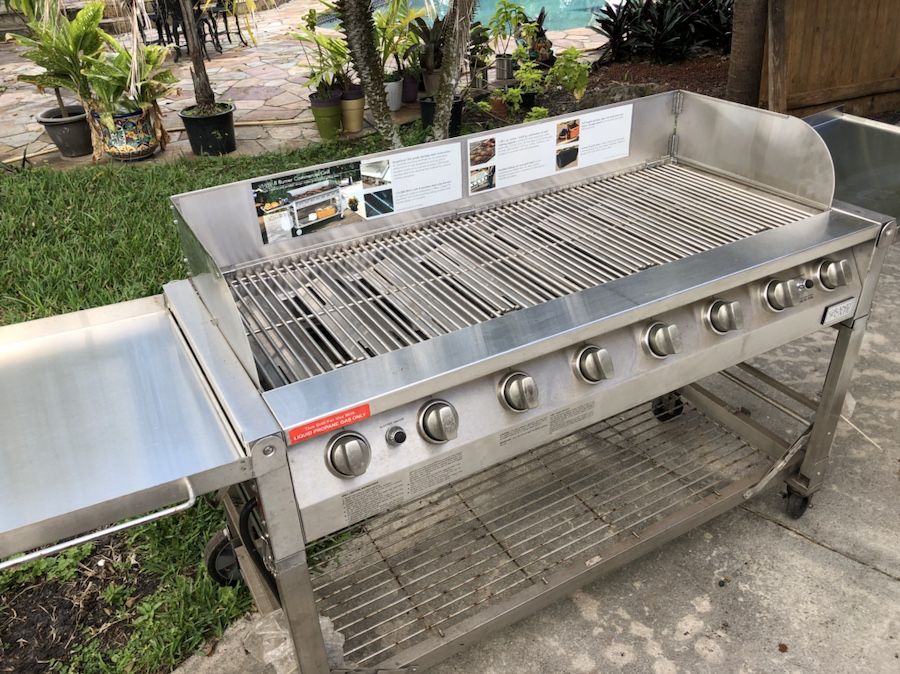 Grand Cafe BBQ grill model CGE06ALP