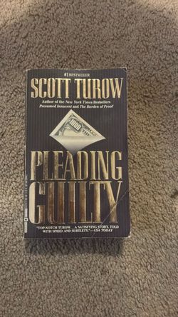 Pleading Guilty by Scott Turow Paperback