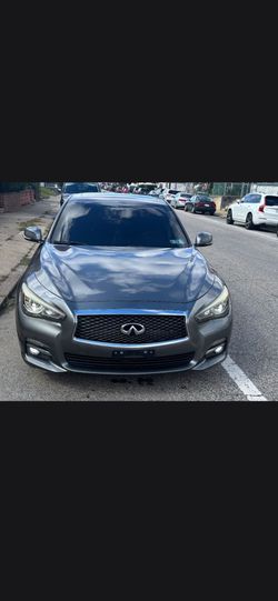 2015 Infiniti Q50