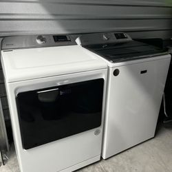 Maytag washer and dryer set works great  Delivery&instalation available for extra cost  