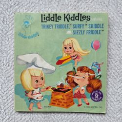 Liddle Kiddle Trickey Triddle , Surfy Skiddle & Sizzly Friddle Booklet 1966 