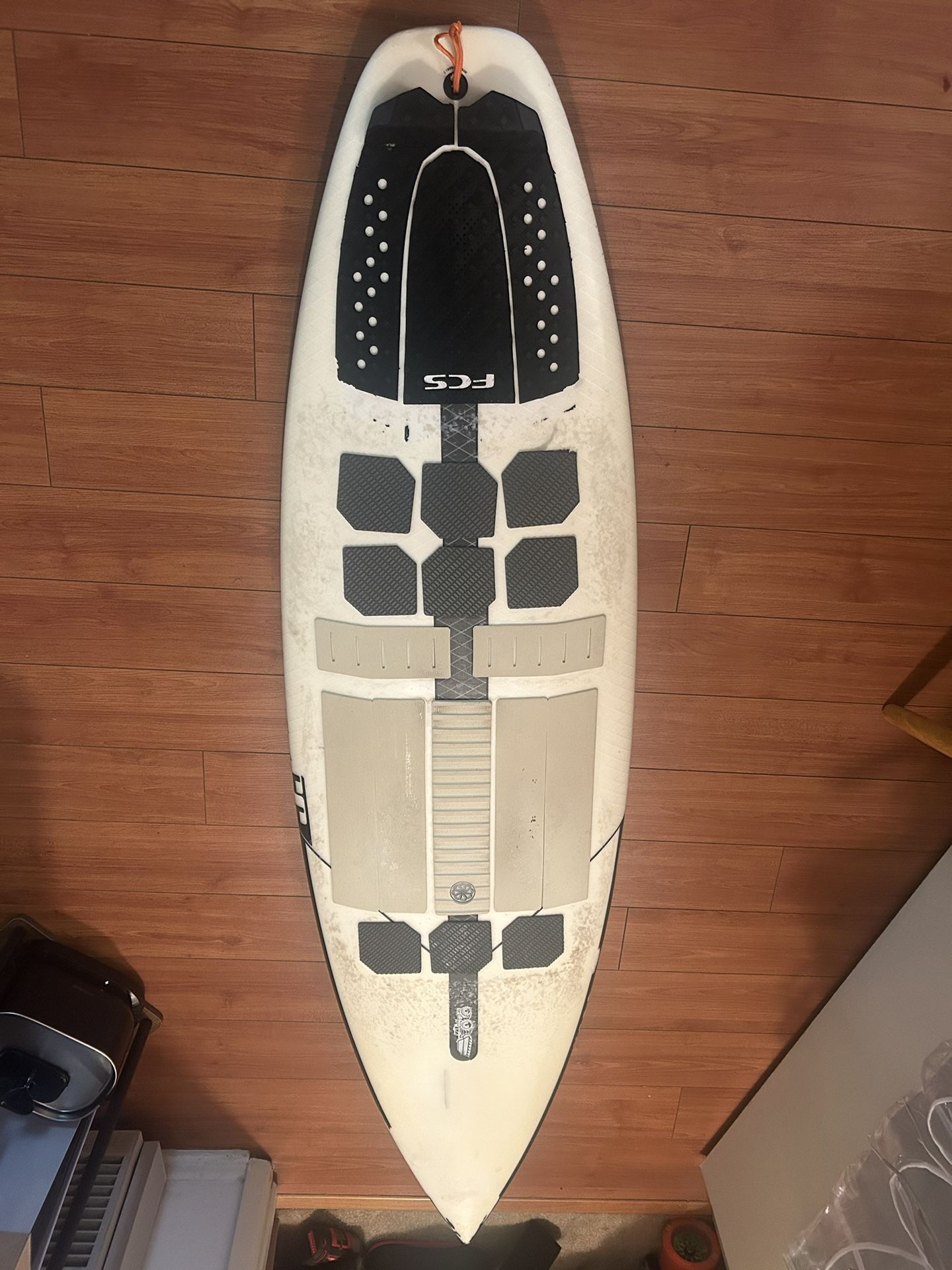 JS Xero Surfboard FCS