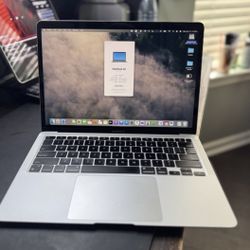 Macbook Air M1 With Extras 